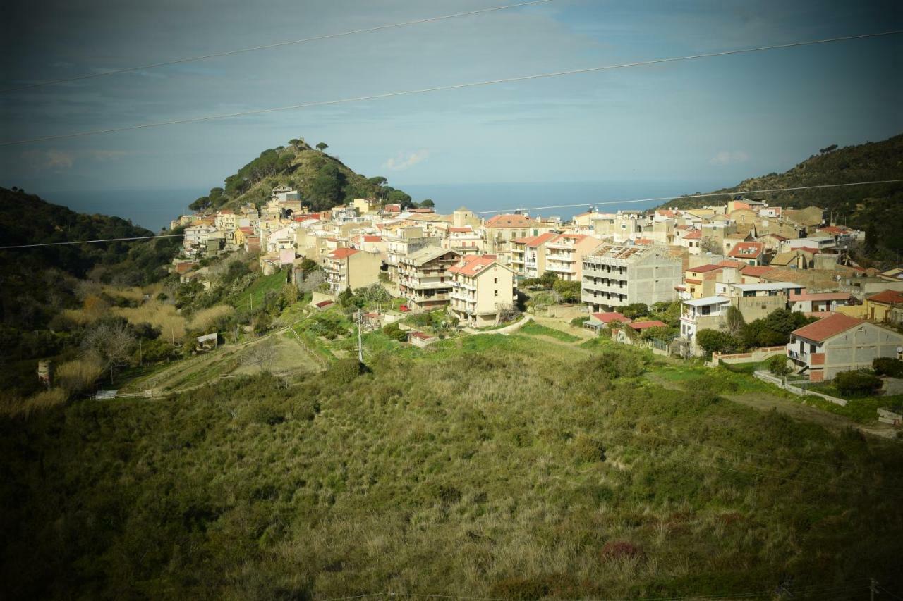 Villa Pollicino Messina Exterior foto