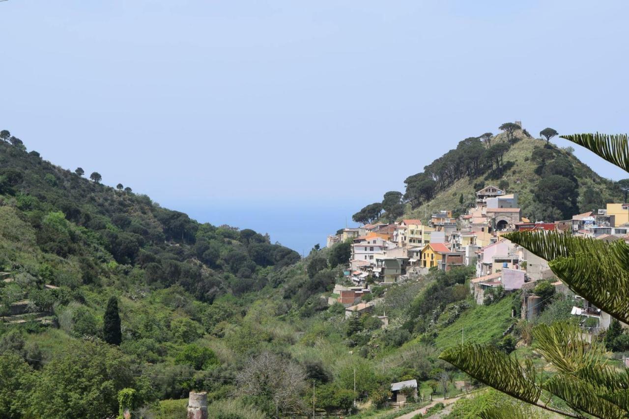 Villa Pollicino Messina Exterior foto