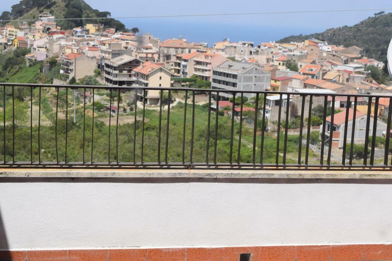 Villa Pollicino Messina Exterior foto
